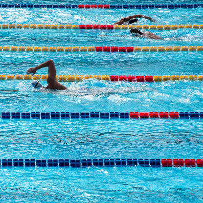 Schwimmhalle